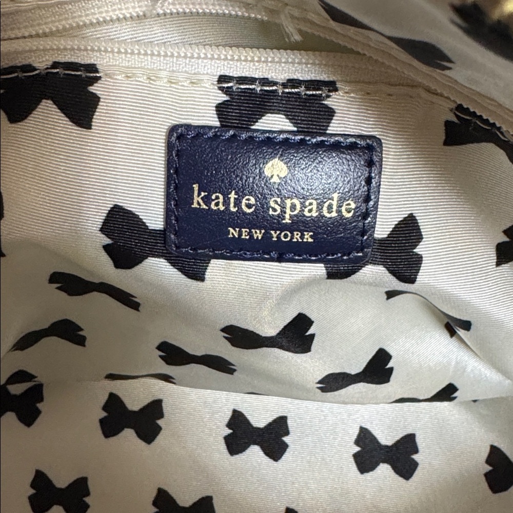 GUC Kate Spade Scalloped Navy Blue Leather Satchel - Picture 7 of 10